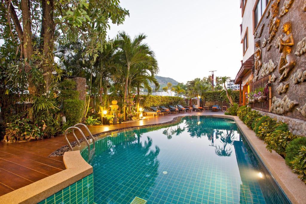 Orchid Garden Hotel Patong Buitenkant foto